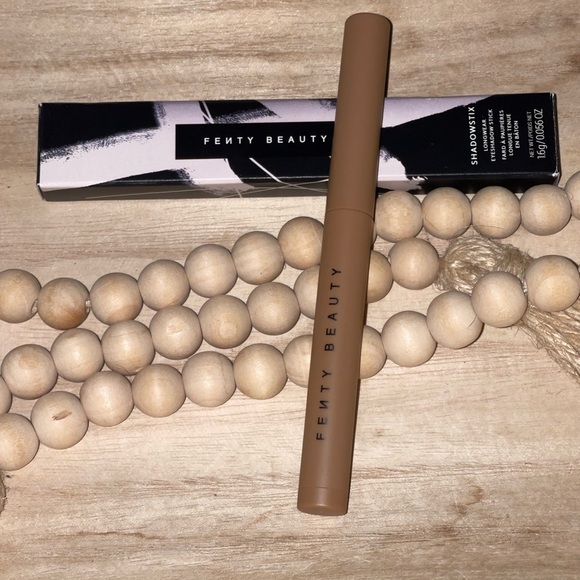 FENTY BEAUTY By Rihanna Shadowstix Eyeshadow In Gold Hoopz (Gold) - Picture 12 of 12